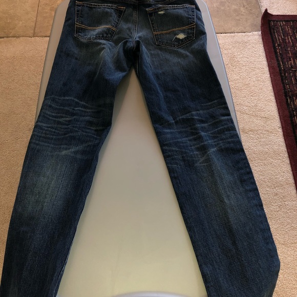 Abercrombie & Fitch Destroyed style jeans 30x32 - Picture 3 of 3